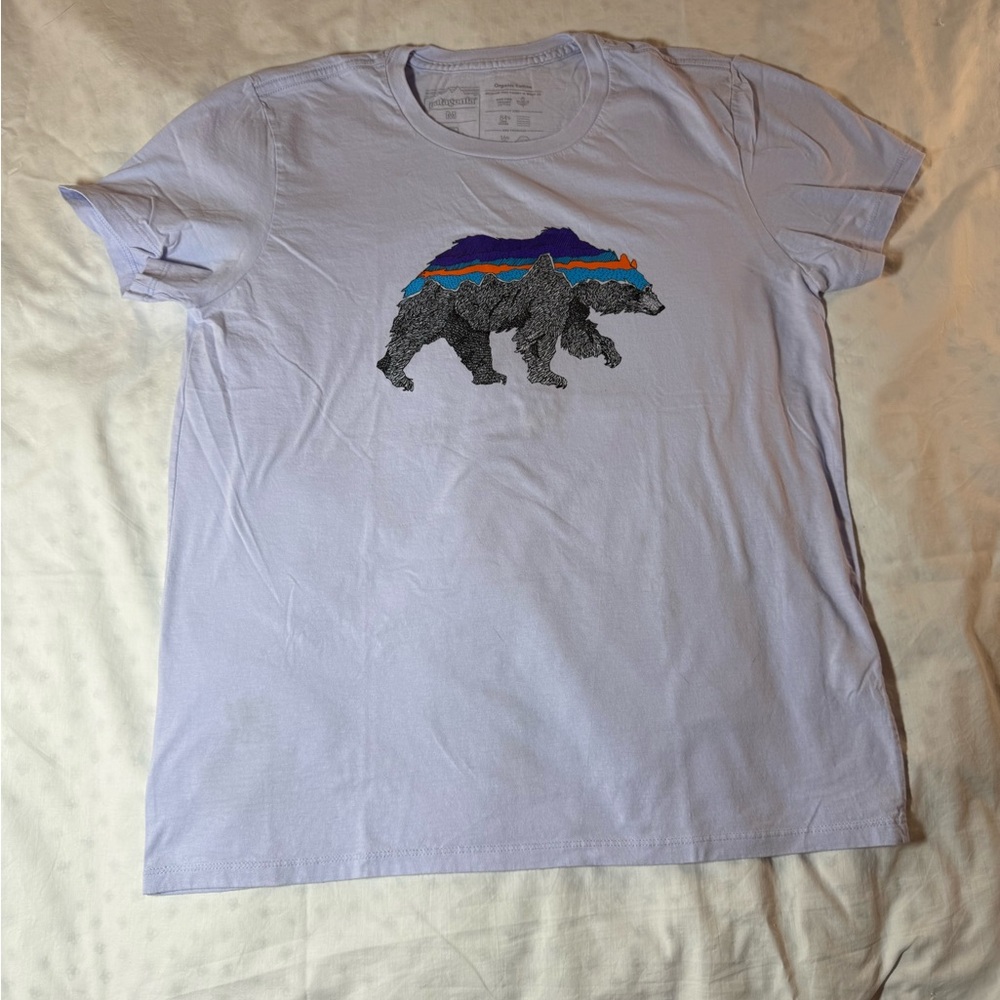 Patagonia Light Purple Bear Graphic Tee Medium